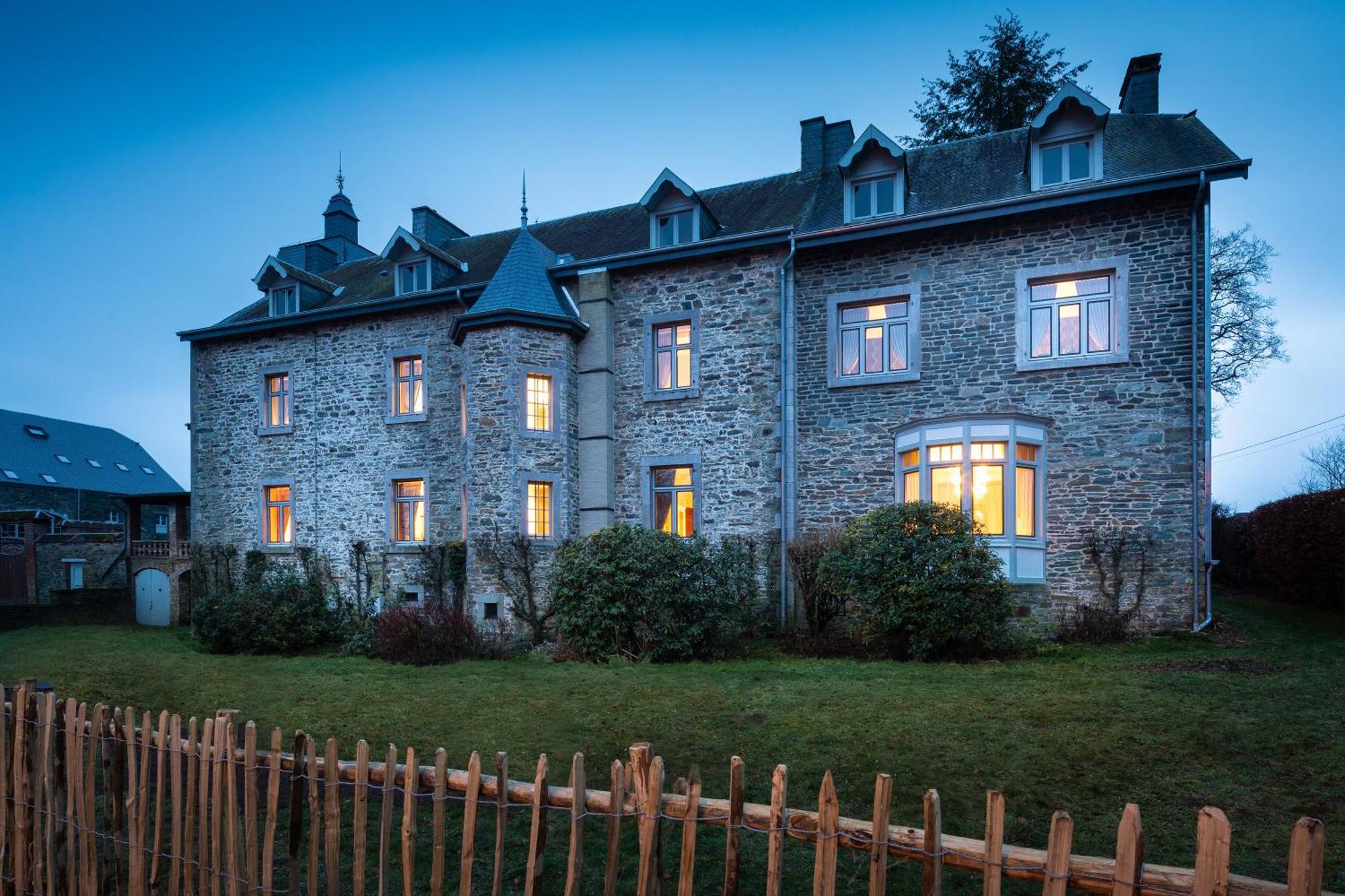 Chateau-Ferme Des Abys Paliseul Esterno foto
